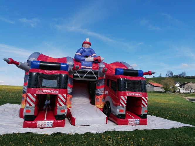 XXL Hüpfburg